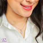 پلاک نقره بیضی صورتی ساخته شده از نقره با عیار 925 با آبکاری طلا سفید