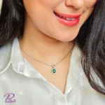 پلاک نقره بیضی سبز ساخته شده از نقره با عیار 925 خالص با آبکاری رودیوم