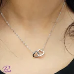 گردنبند نقره دو قلب در هم با روکش طلا سفید