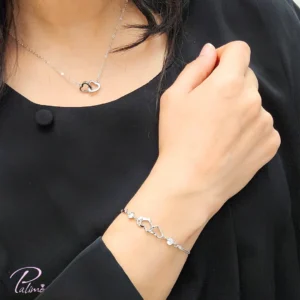 ست گردنبند و دستبند نقره دو قلب در هم با روکش طلا سفید