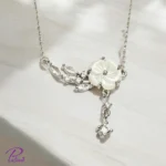گردنبند نقره فلاور گل ساخته شده از نقره با عیار 925 با آبکاری طلا سفید